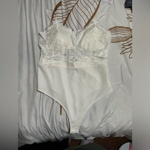 2x brand nee body suit